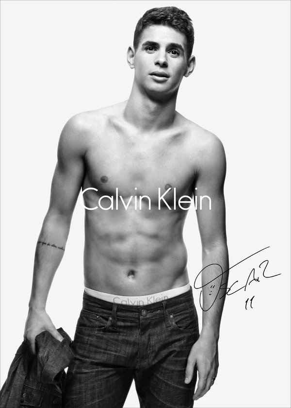 Calvin Klein Jeans及Calvin Klein Underwear 巴西足球明星Oscar Emboaba成為最新代言人