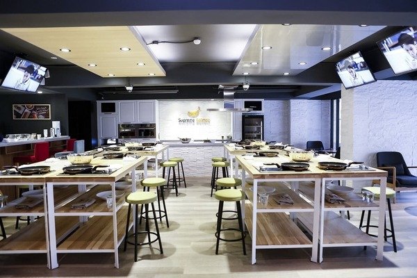 母親節就用「鮭」房美饌寵愛媽咪!美威鮭魚廚房讓你用手做料理跟媽咪示愛
