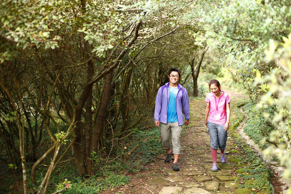 GoHiking歡樂八月 驚喜一夏 多樣風格好禮巴結老爸 滿4千5送馬克杯