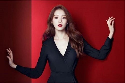 LANEIGE 蘭芝放電霧感唇膏,打造溫暖輕霧嘟唇,0秒收割歐巴 !