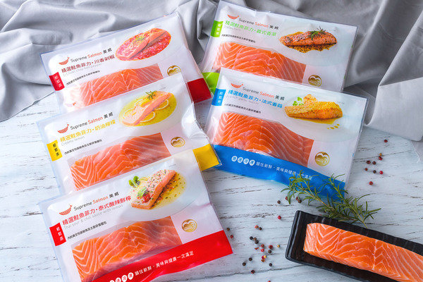 夏日下廚也能很優雅!看準小家庭「低頻自煮」商機 美威鮭魚「精選鮭魚菲力輕鬆烤 / 輕鬆蒸」系列新裝登場