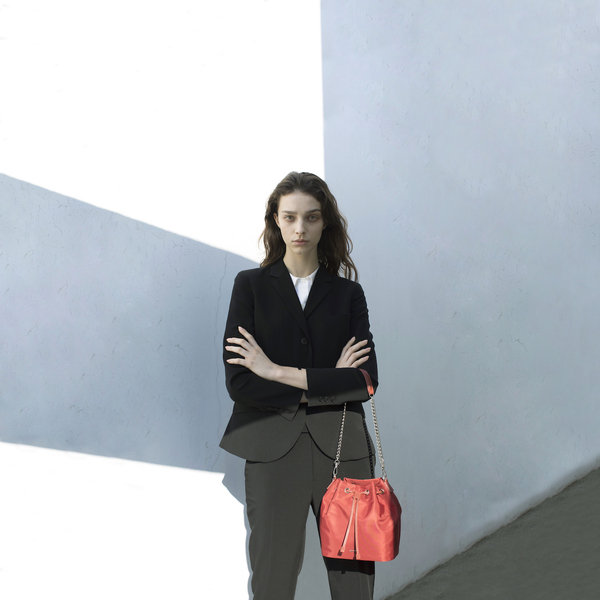法式鍊帶包Model圖2.jpg