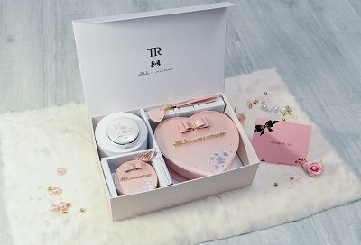 CASIO TR Mini X JILL 櫻花粉浪漫組合,打造自然光感美肌 !