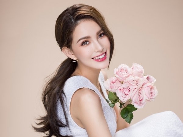 2017母親節超強美肌必備清單,就在雅詩蘭黛