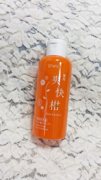 Q妮子///養髮的地一步驟~慎選洗髮精++《三盛愛》爽快柑胺基酸洗髮精