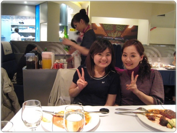 與人妻仙女們的第一次相見歡@A380空中廚房