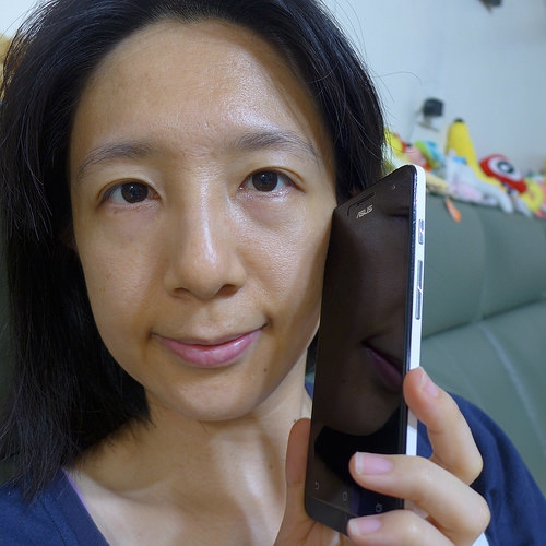PERSKIN抗藍光強化玻璃保護貼~心愛的手機維持煥然一新