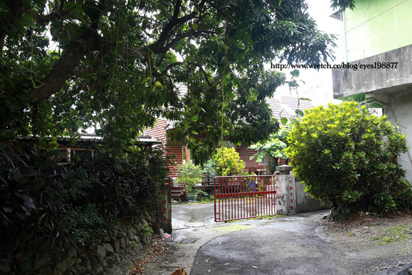 分享♥穿越過迷幻之森,來到溫馨又神秘的小木屋。(MY HOME)