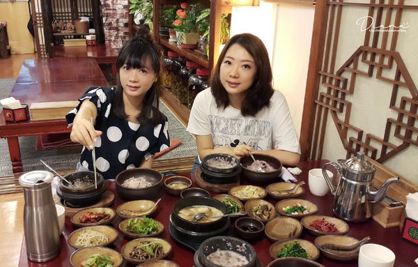 韓國 ▍惠化站『一起共享더불어함께』小菜擺滿桌,體驗傳統韓定食