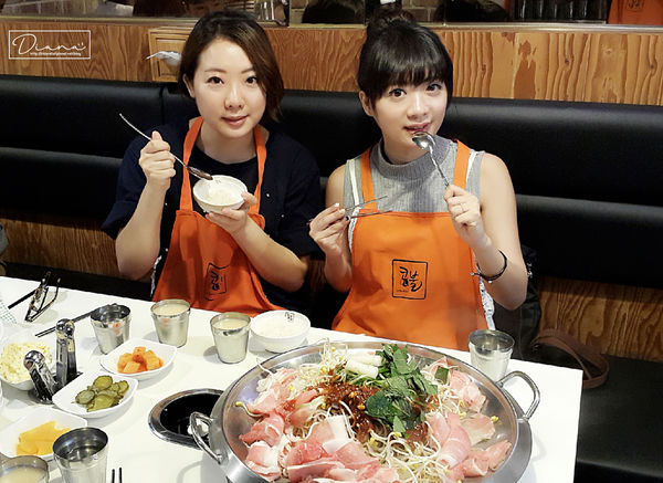 韓國 ▍必吃美食--豆火콩불(建大店),豆芽炒豬肉便宜又美味