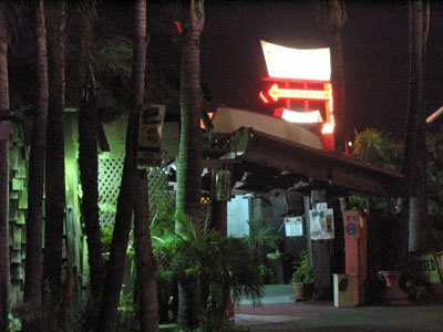 <LA>像走進奇幻水族館的Bahooka家庭餐廳