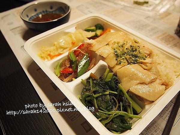 【台北松山│慶城海南雞飯】小巷弄裡的人氣小店美食
