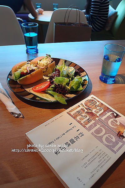 【台北大安│cafe fudgetori】可愛小雞咖啡店裡有隻好動小橘貓