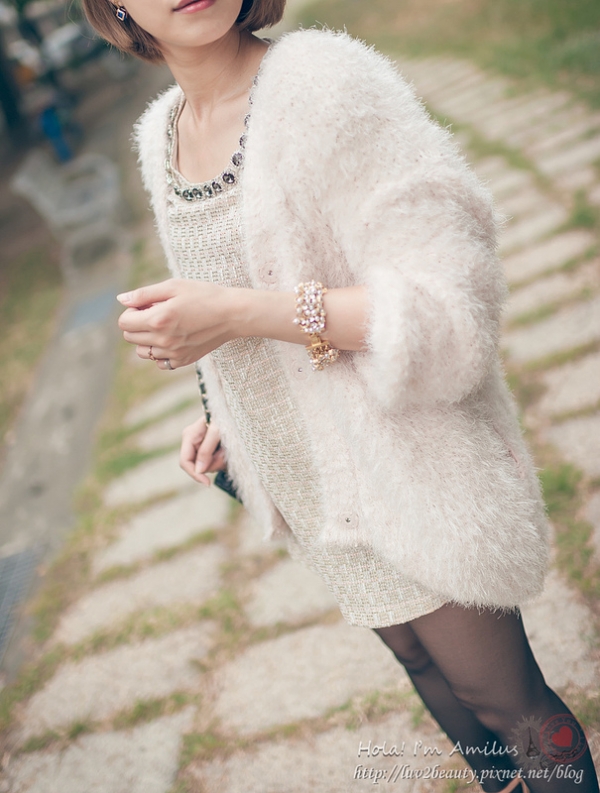 ☛穿搭☚ 入冬最愛~超甜超澎的暖暖毛外套 x 2 look。正韓MissCHU