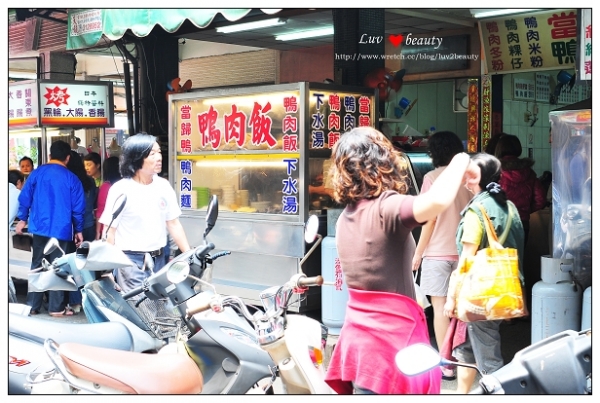 (高雄)三民市場之噴淚鴨肉飯!