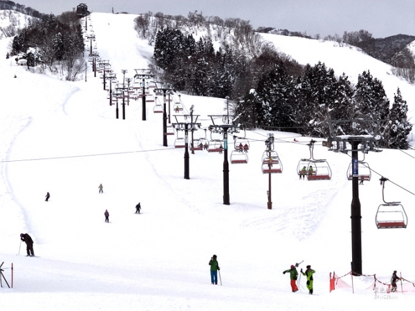 走,讓我們滑雪去▋長野縣~戶狩溫泉滑雪場+戶狩溫泉旅館,滑雪泡湯一趟旅行雙重享受