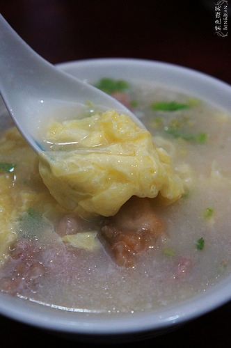 ▋金門美食▋聯成廣東粥~~大骨湯頭配好粥,料多味美又實在