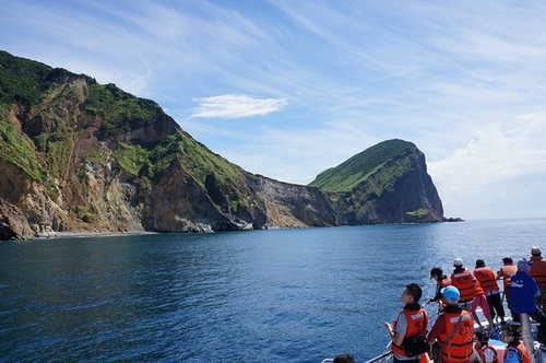 頭城景點/頭城旅遊▋龜山島(凱鯨號賞鯨,登島,繞島)三合一(上)