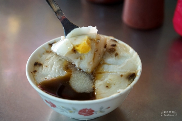 麻豆助碗粿.台中太平區美食▋創於民國14年,飄香一甲子的市場美食,簡單又實在的美味