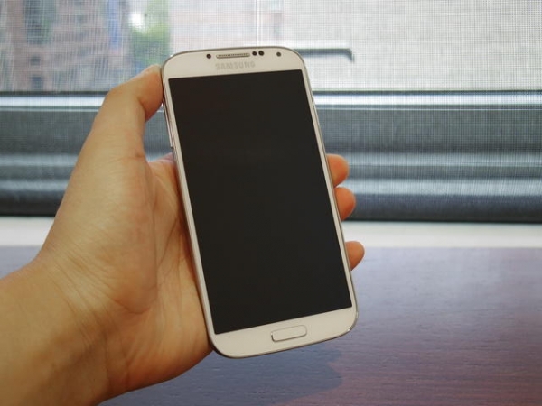 双倍智慧 三星galaxy s4双卡版i959开箱