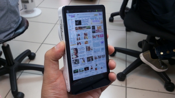 隨身相機新跨界 安卓Galaxy Camera!