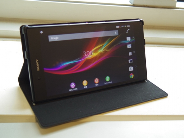 美型美屏 Sony Xperia Z Ultra 新機皇+保護貼開箱