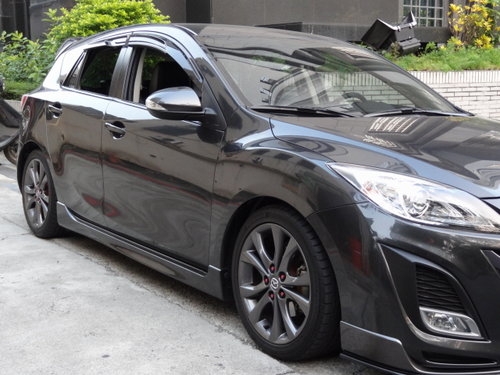 『新品分享』AUTOEXE 晴雨窗 for Mazda3 BL