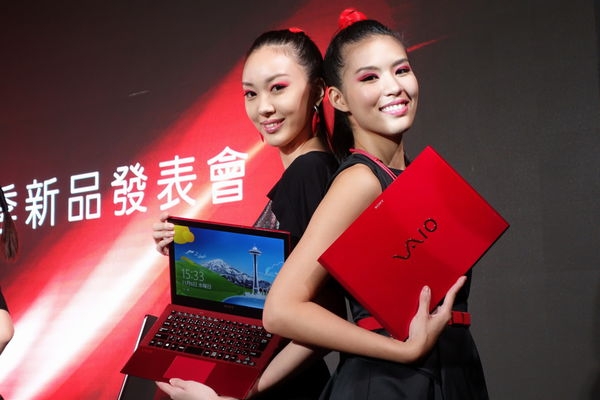 索尼變型筆電再進化 限量Red edition引進 月底台灣開賣