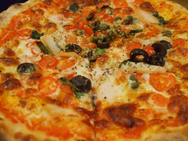 味蕾喜歡你:La Pizza Pizzeria(平價披薩)