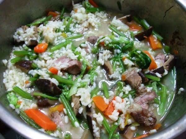 焗烤奶油白菜.蝦丸湯.香菇豆腐滷肉.綜合鹹粥(相同食材變化使用)