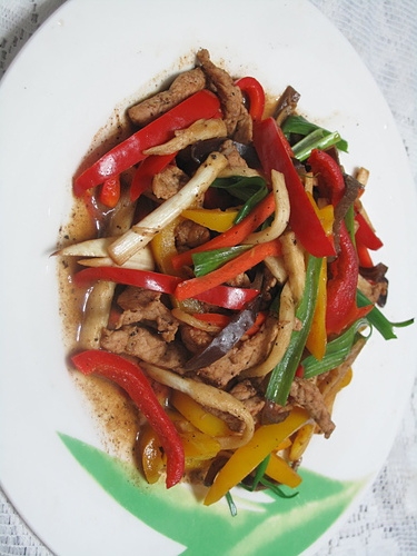 好菜上桌-五彩食蔬炒肉絲
