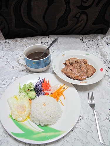 一個人的假日悠閒晚餐-嫩煎豬排飯