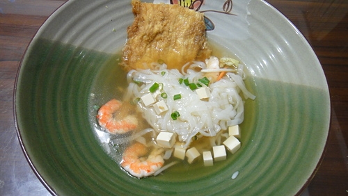 轻食午餐--日式柴鱼豆皮蒟蒻面