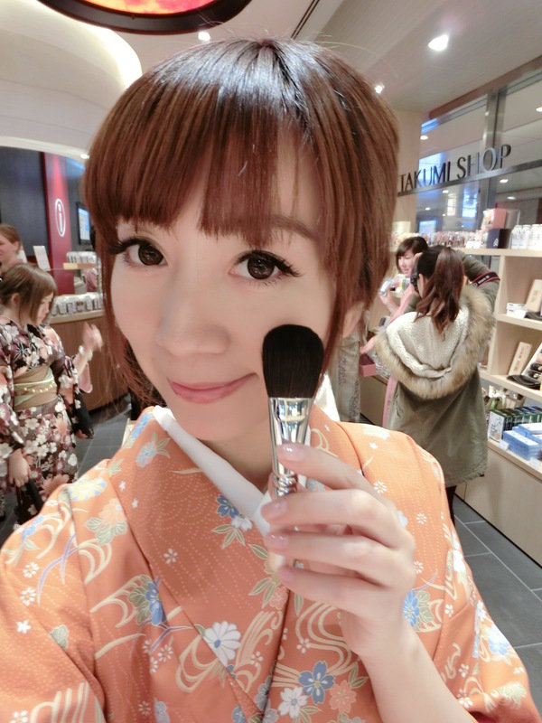 【愛愛美LOVE地】-愛.化.妝♥ 《2014 日本藥妝必買購物指南-吃的保養品+神奇小物分享》