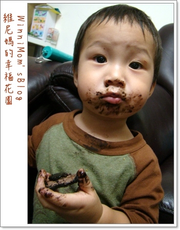 1Y5M的兩顆小白牙