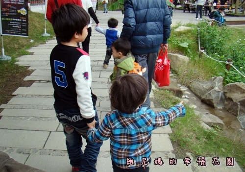 【台北】松山文化創意園區-恐龍夢公園。海陸空總動員!