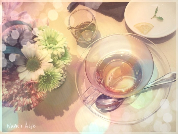 Afternoon Tea春季限定:草莓塔、大吉嶺檸檬馬鞭草茶
