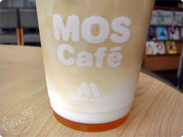 MOS摩斯‧哈密瓜拿鐵~創意水果咖啡超in!
