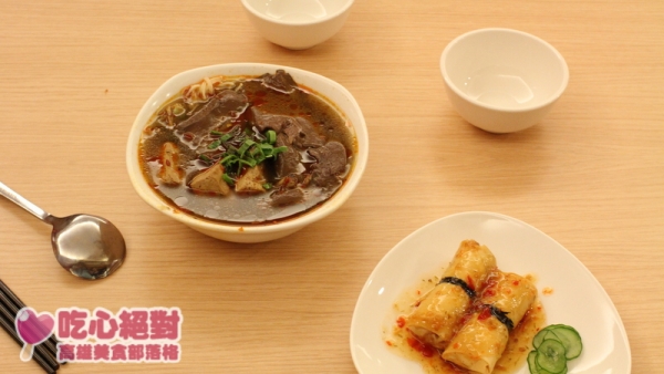 【高雄‧左營‧美食】江豪記臭豆腐-左營也要被臭味淪陷了啦~~