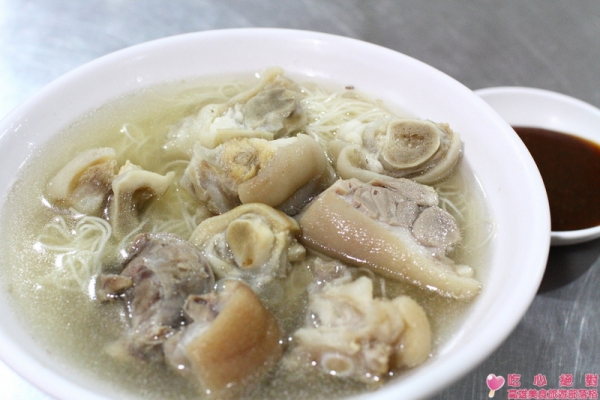 【高雄晚餐】武廟豬腳麵線 - 高雄保庇之旅好運快快來