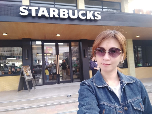 特色鐵道星巴克~Starbucks星巴克新豐門市/鐵道迷必去/火車站星巴克/開幕優惠/門市地址